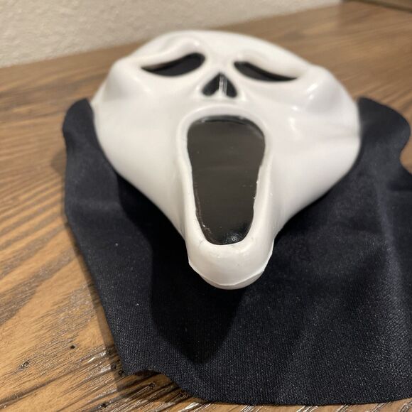 Scream Movie Ghost Face Mask Easter Unlimited Halloween Youth Size No Hood - Picture 8 of 9